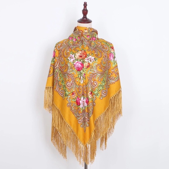New! Stunning Ochre Floral Fringed Russian Shawl - Picture 2 of 8